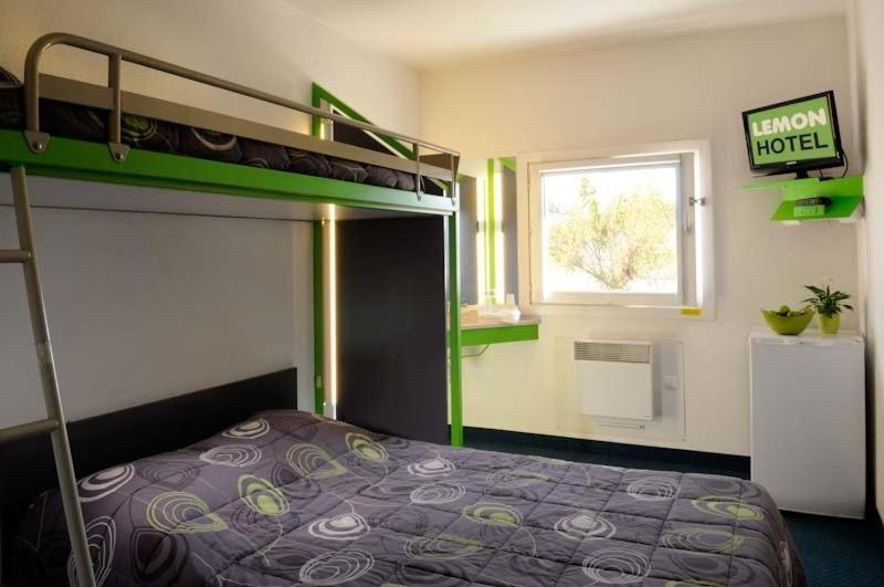 Lemon Hotel Avignon Rochefort Szoba fotó