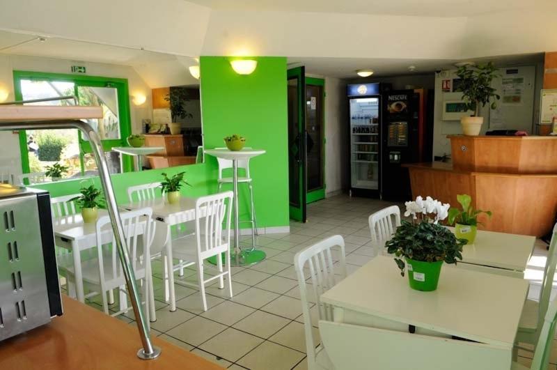 Lemon Hotel Avignon Rochefort Kültér fotó